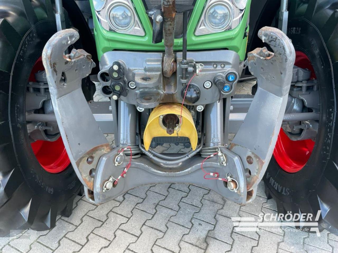 Traktor del tipo Fendt 724 VARIO S4 PROFI PLUS | RTK, Gebrauchtmaschine In Wildeshausen (Immagine 8)